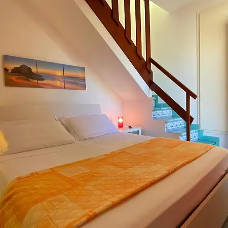 Terrazze Xxv Novembre Apartament *