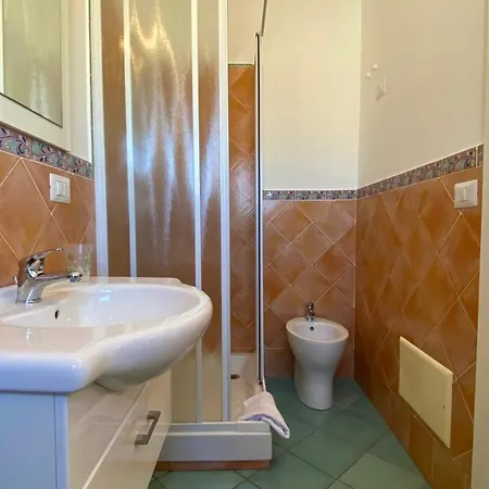 Terrazze Xxv Novembre Apartament *